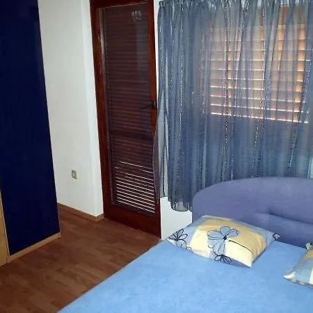Apartment In With Sea View, Terrace, Air Conditioning, Wifi 4593-1 Vir