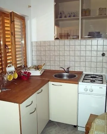 Apartmán In With Sea View, Terrace, Air Conditioning, Wifi 4593-1