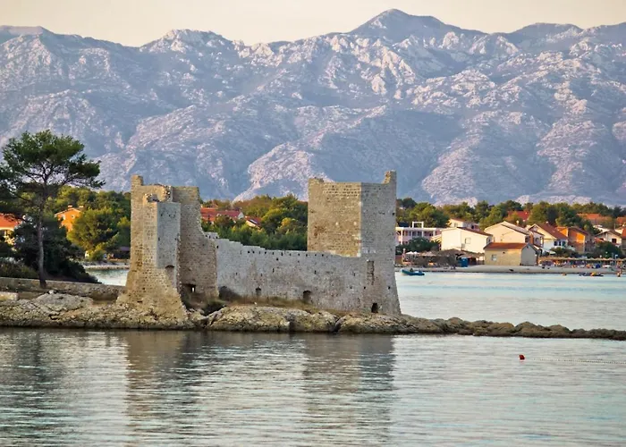 Apartment In With Sea View, Terrace, Air Conditioning, Wifi 4593-1 *